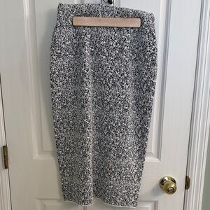 Hugo Boss Black and White Pencil Skirt